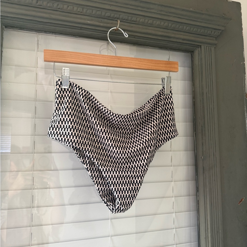 Golden Trip High-Waist Black & White Geometric Bikini Bottom